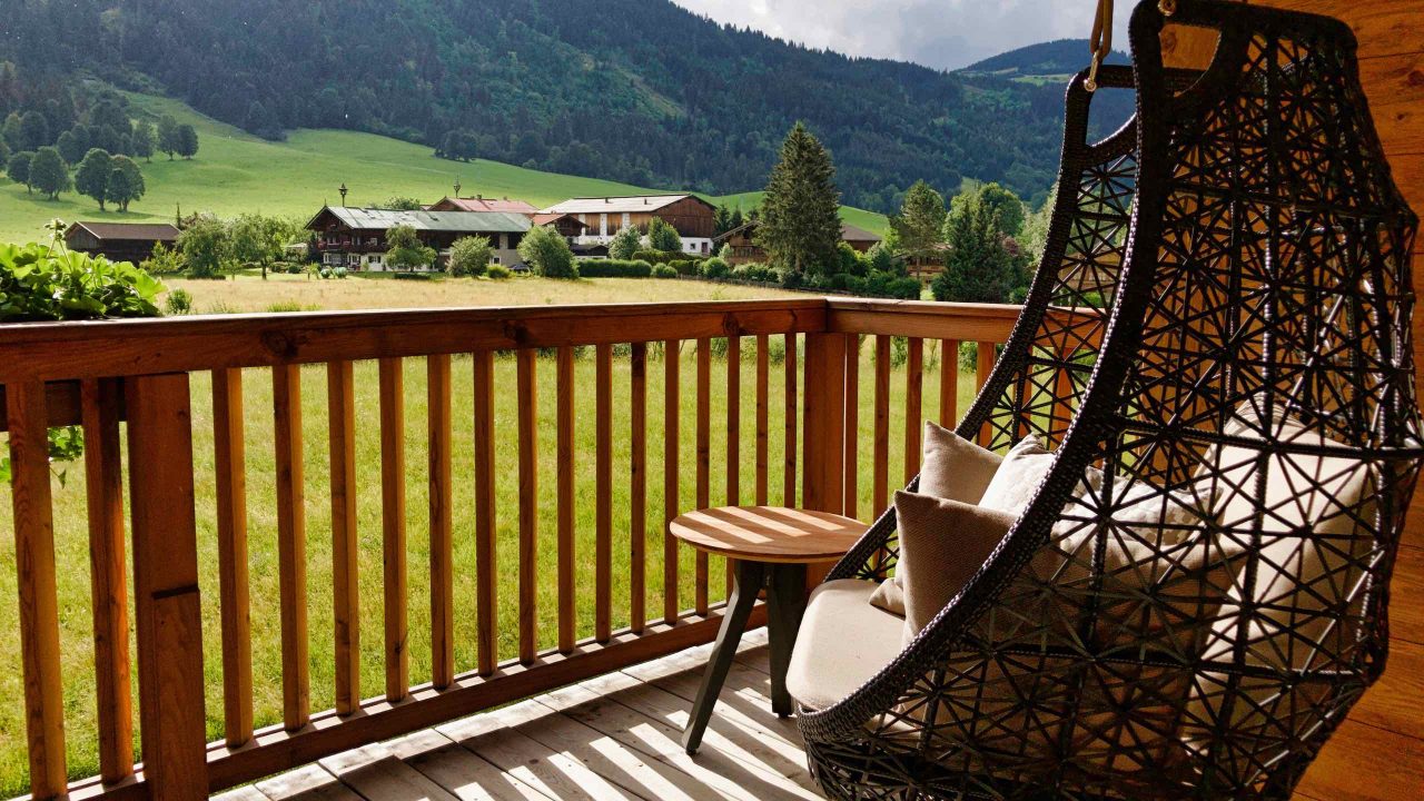 Kitzbühel Lodge Balkon im privaten Chalet