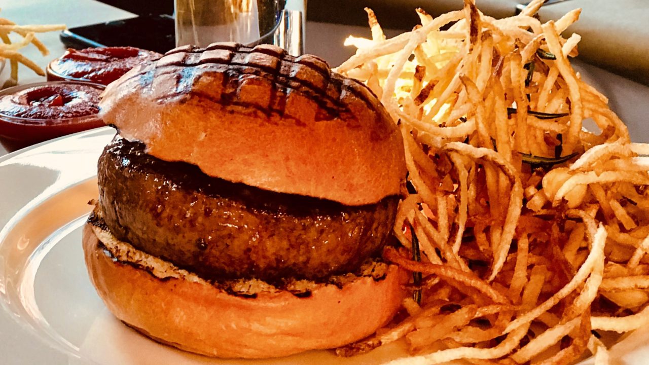 Der legendäre Sterne-Burger im Spotted Pig kommt ohne Salat und Sauce aus.