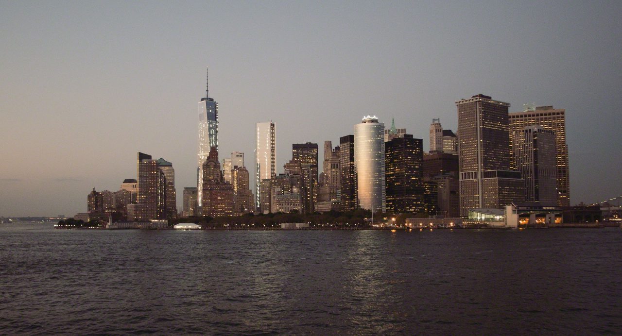 New York Skyline bei Nacht © Mirco Seyfert