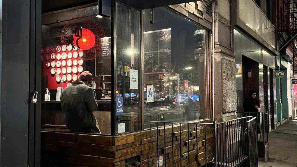 New York City Reisetipps Beste Ramen Restaurants_Ippudo Eingang