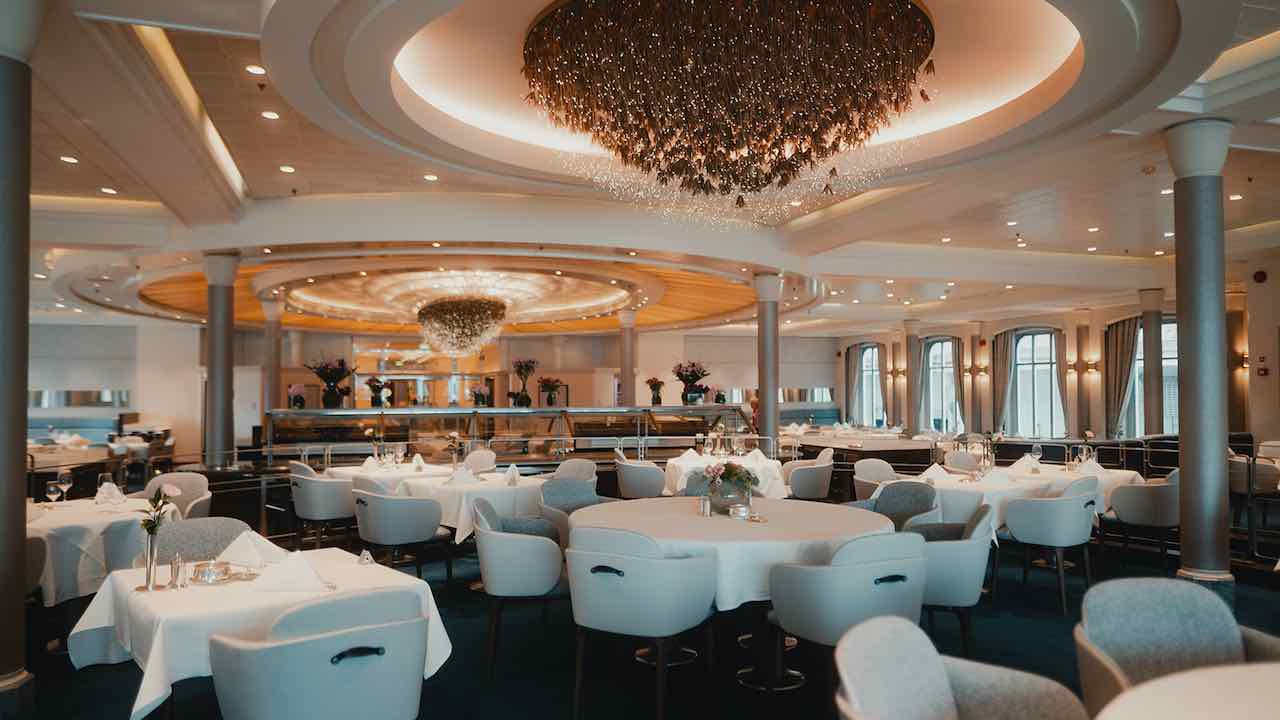 MS EUROPA Hapag-Lloyd Cruises Kreuzfahrtreise Reisetipps Restaurant Europa