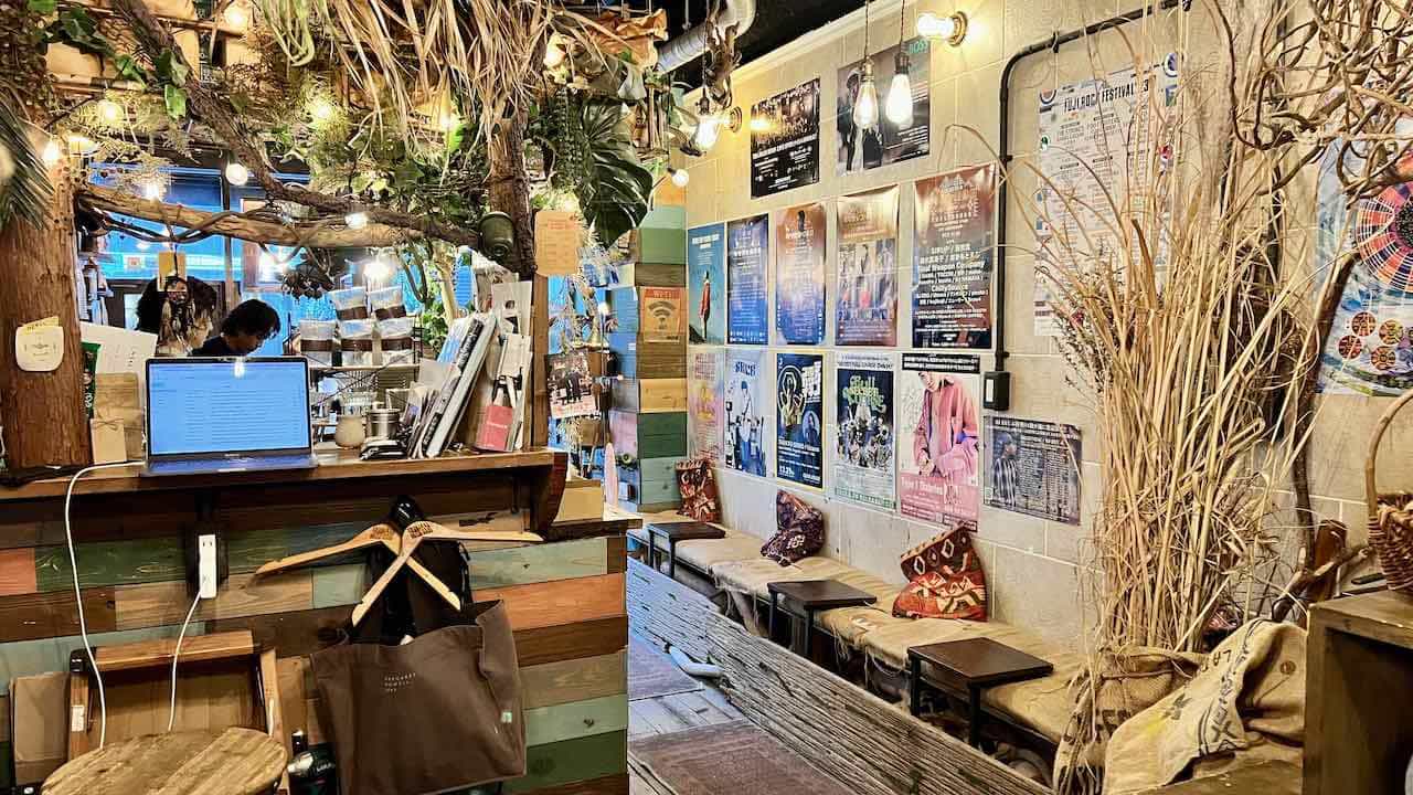 Osaka Japan Reisetipps und Restaurants Tasogare Cafe Stand