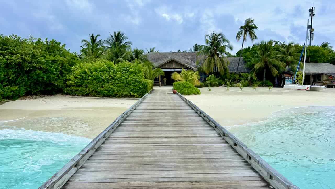 You & Me Maldives Malediven Reisetipps Ankunft Beach