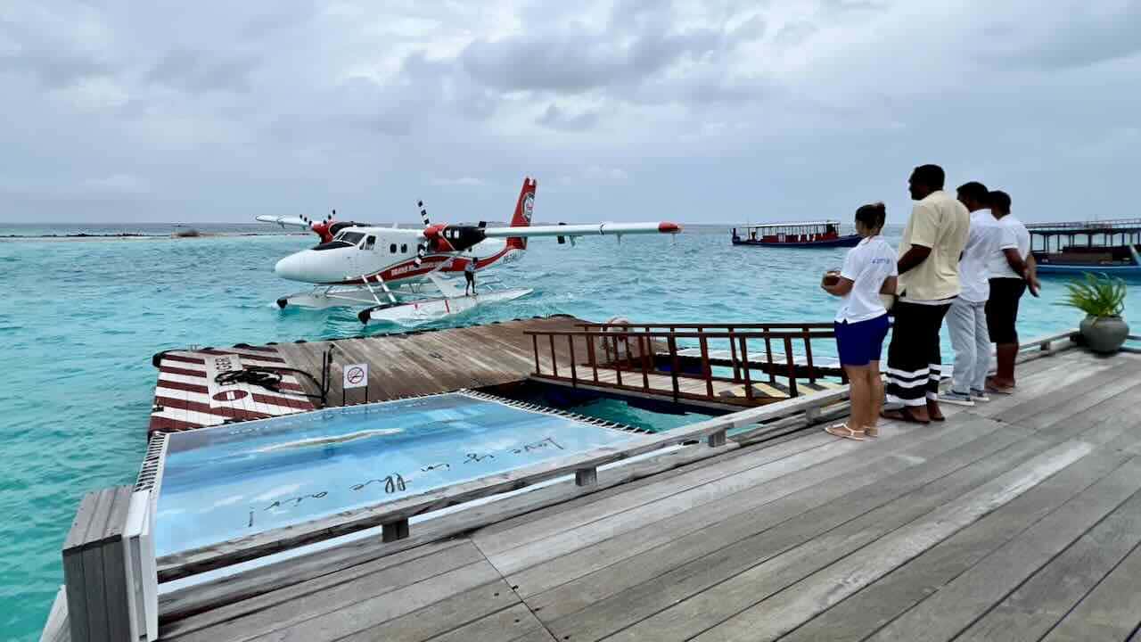 You & Me Maldives Malediven Reisetipps Wasserflugzeug Trans Maldivian Airways