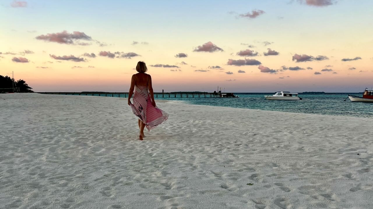 Noku Maldives Malediven Reisetipps Traumstrand mit Reisebloggerin Svemirka Seyfert