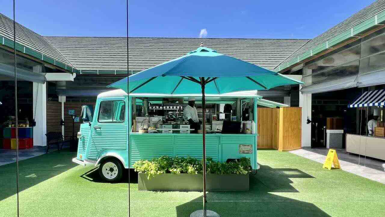 Joy Island Maldives Malediven Reisetipps Restaurants Market Foodtruck